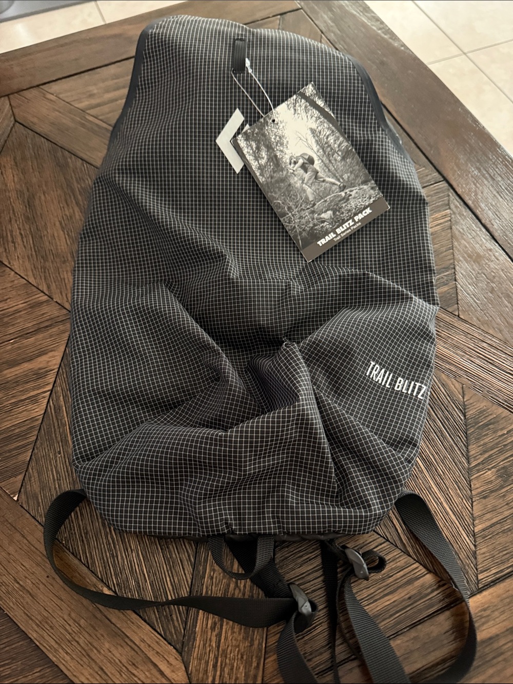 Black Diamond Trail Blitz 12L Ultralight Backpack Hiking Summit Pack NWT